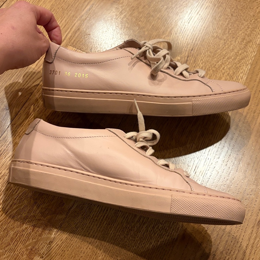 Common Project original Achilles pink monotone sneaker 36 barely worn! Ret $565 - Picture 9 of 11